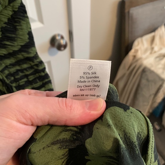 L.A.M.B. Smocked Double Strap Silk Dress Sz 10 EUC - Picture 5 of 9